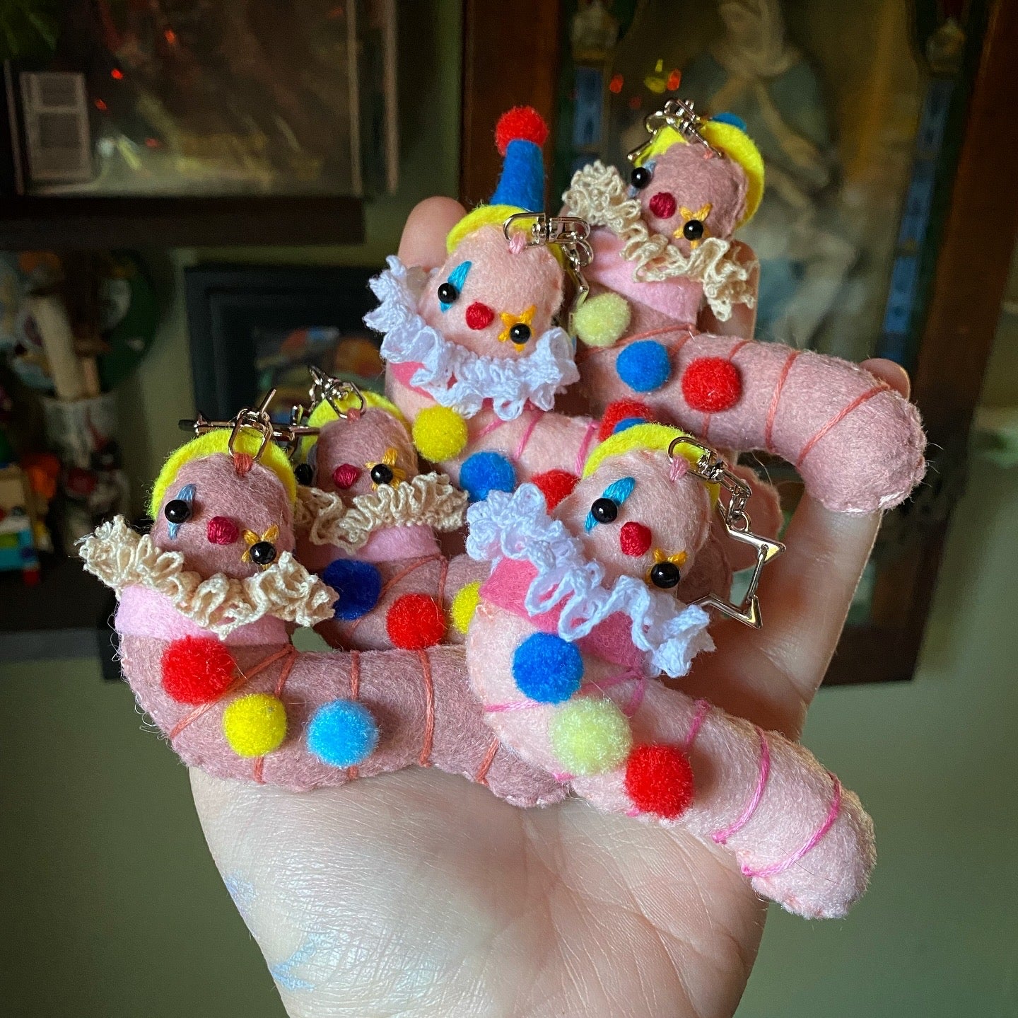 *MYSTERY* pocket clown worm clip
