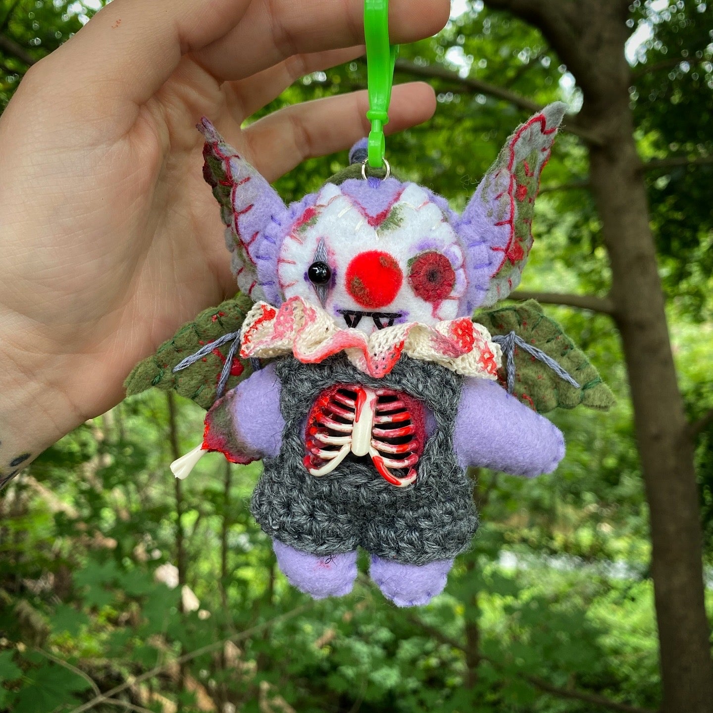 ZOMBIE CLOWN BAG CLIP (lavender)