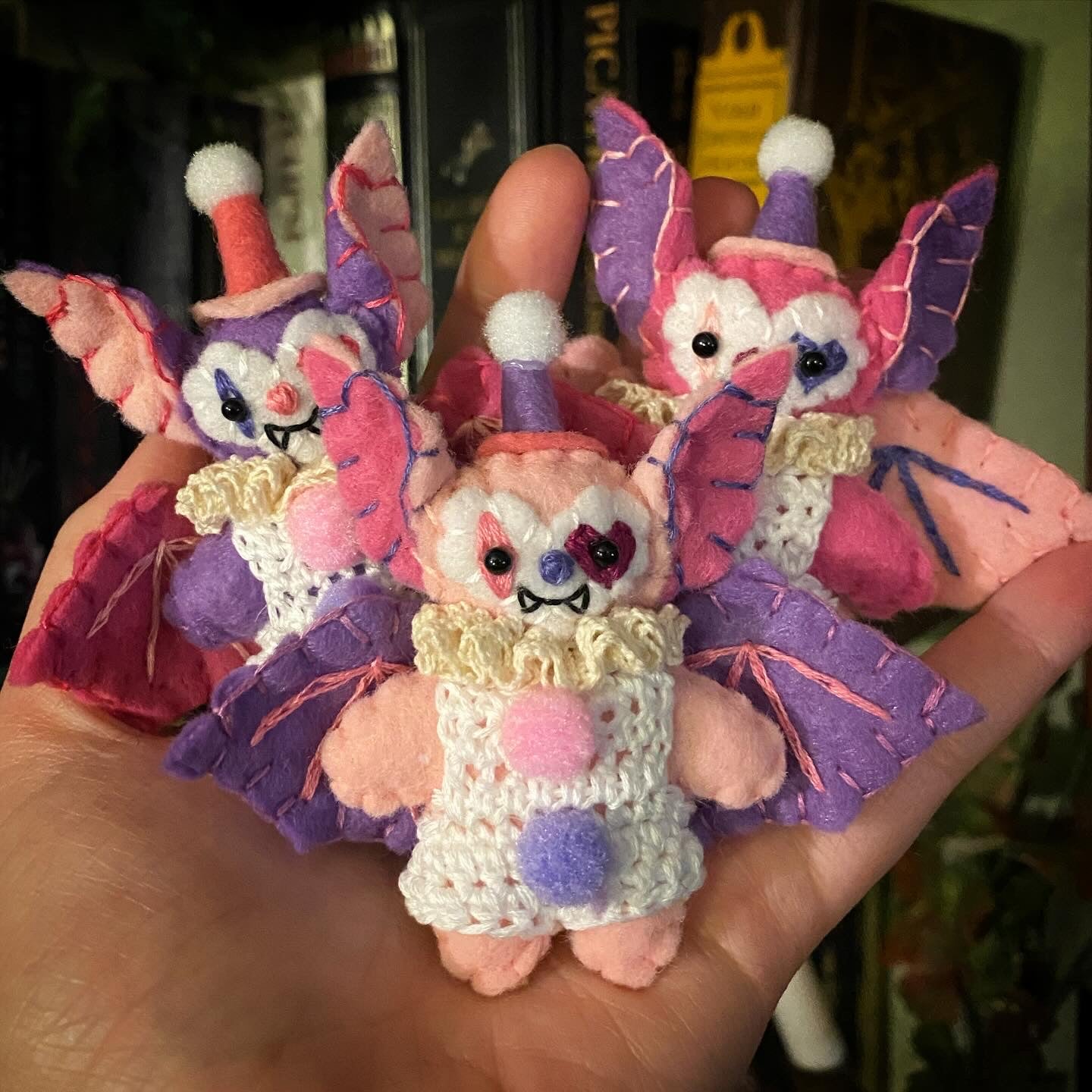 *MYSTERY* VALENTINES DAY POCKET CLOWNS
