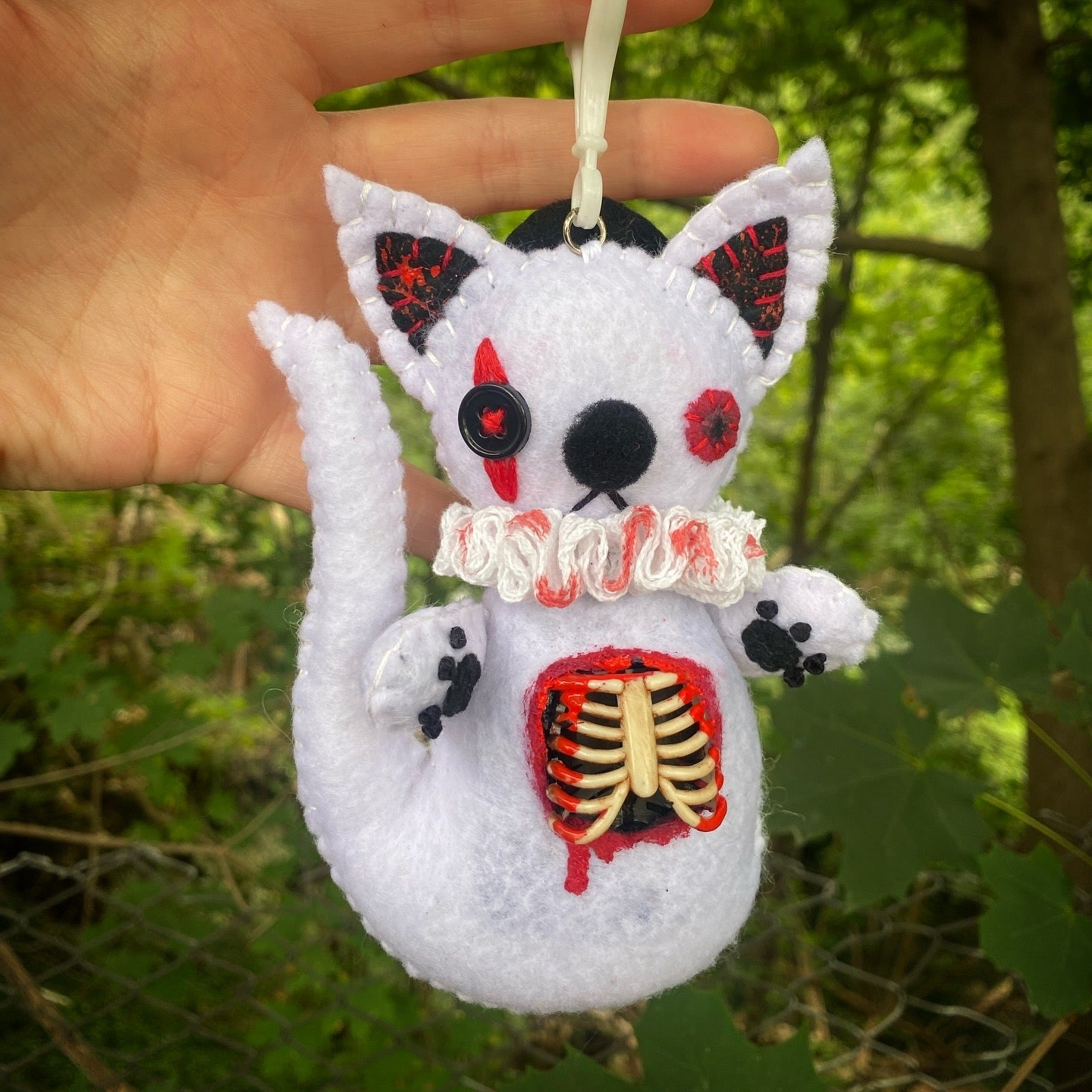 KITTY GHOST BAG CLIP (black)
