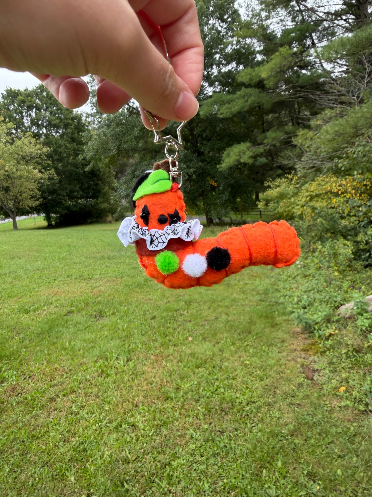 JACK-O-LANTERN TRICK OR TREAT WORM (orange)