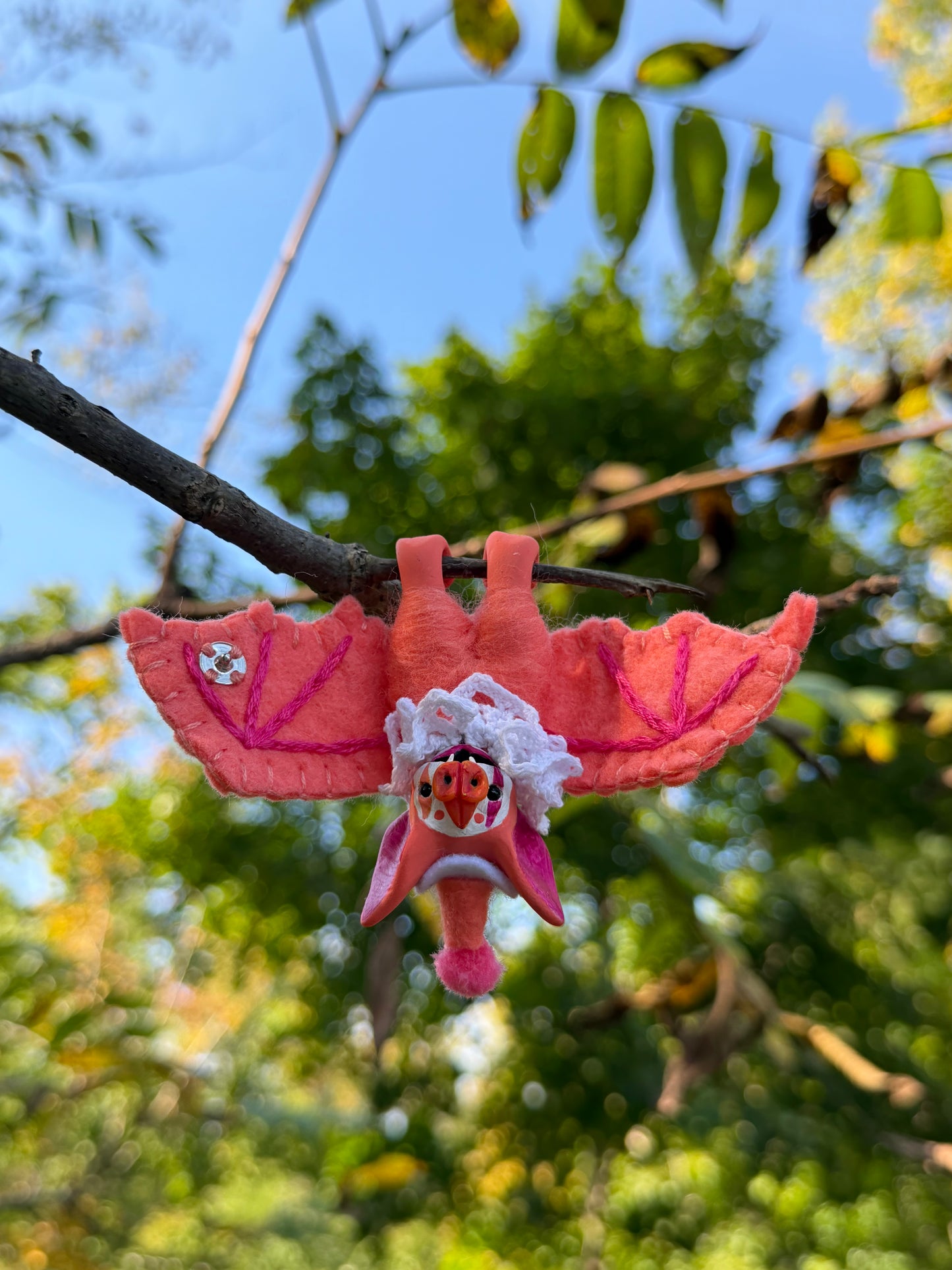 MINI HANGING BAT (pink)