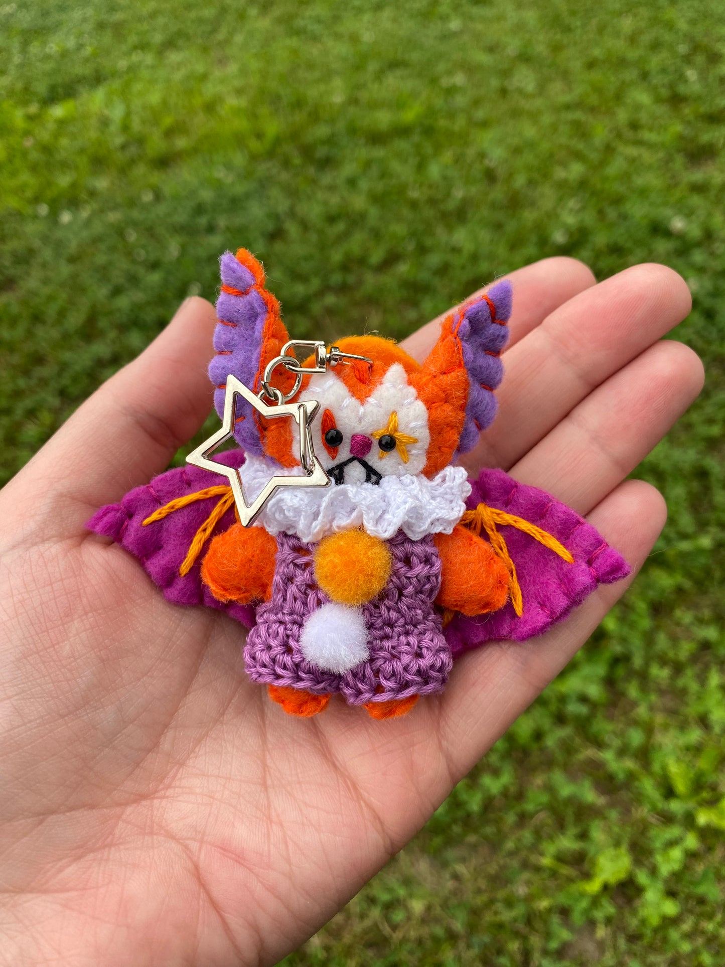 PRIDE BAT POCKET CLOWN (lesbian)