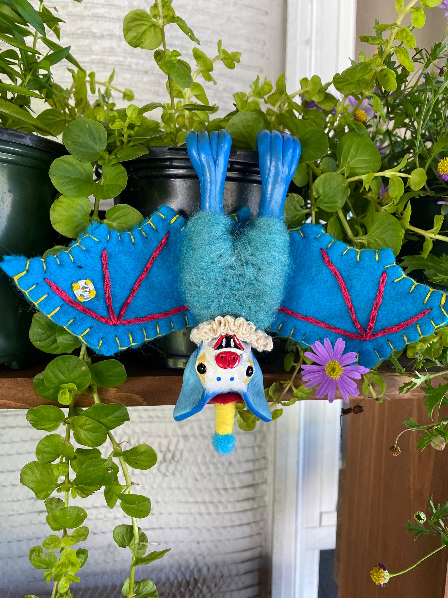 HANGING BAT (blue)