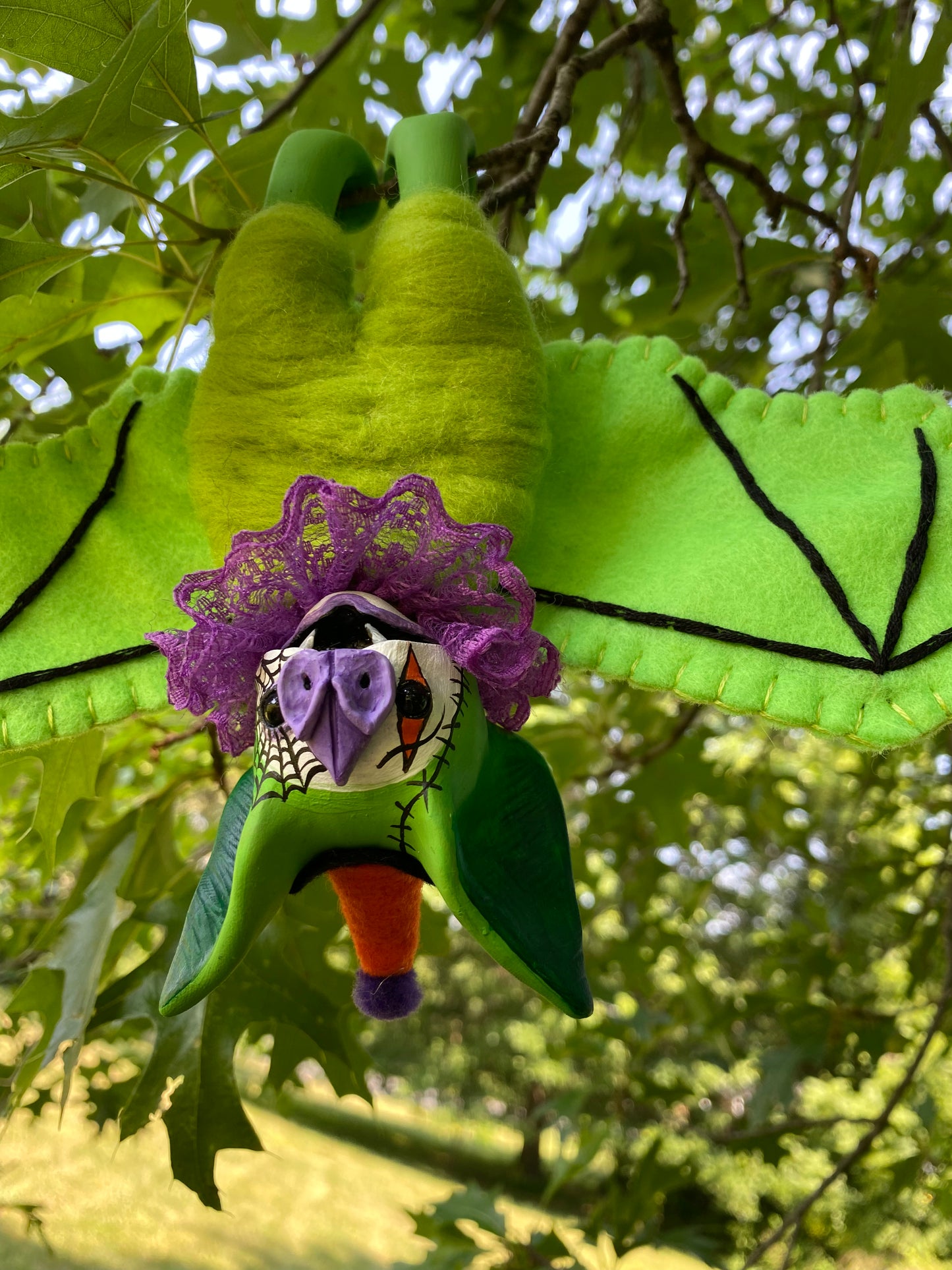LARGE HANGING BAT (lime green)