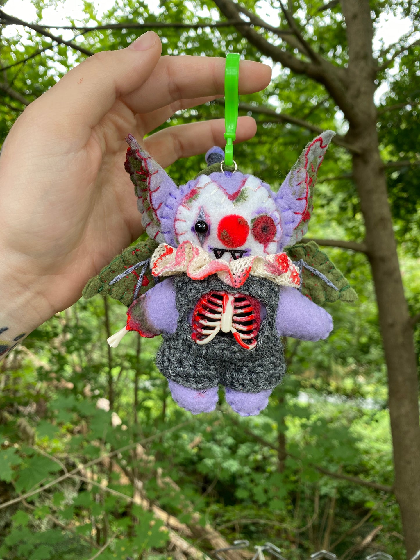 ZOMBIE CLOWN BAG CLIP (lavender)