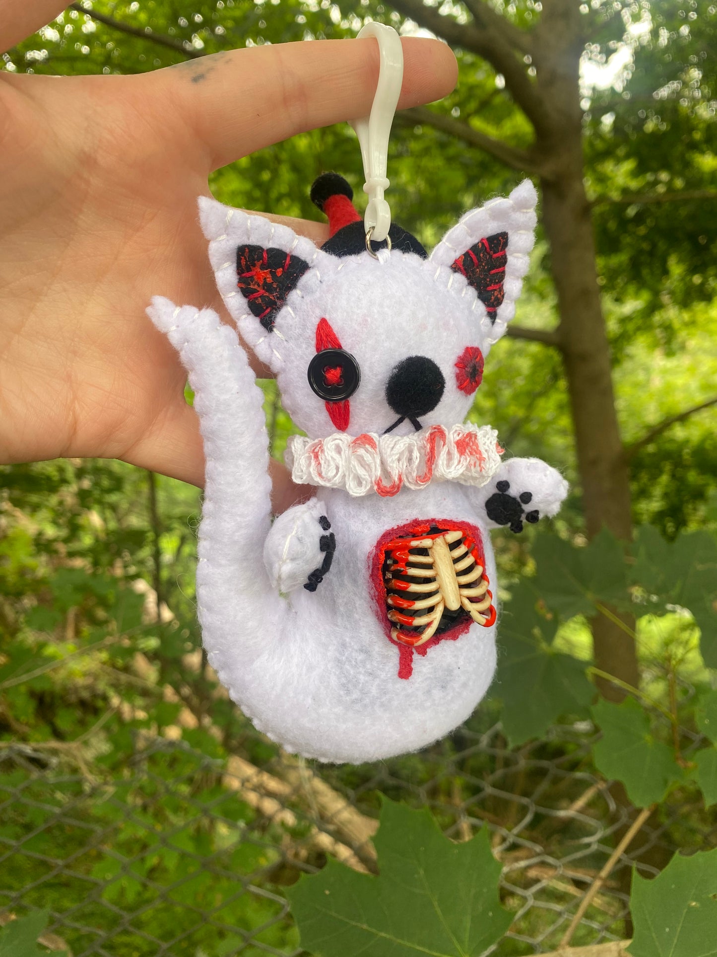 KITTY GHOST BAG CLIP (black)