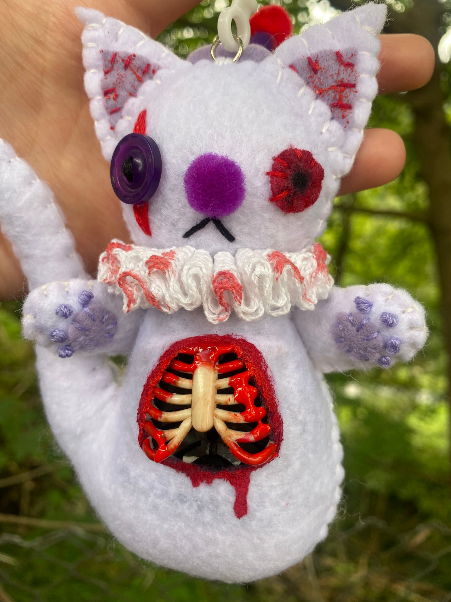 KITTY GHOST BAG CLIP (purple)
