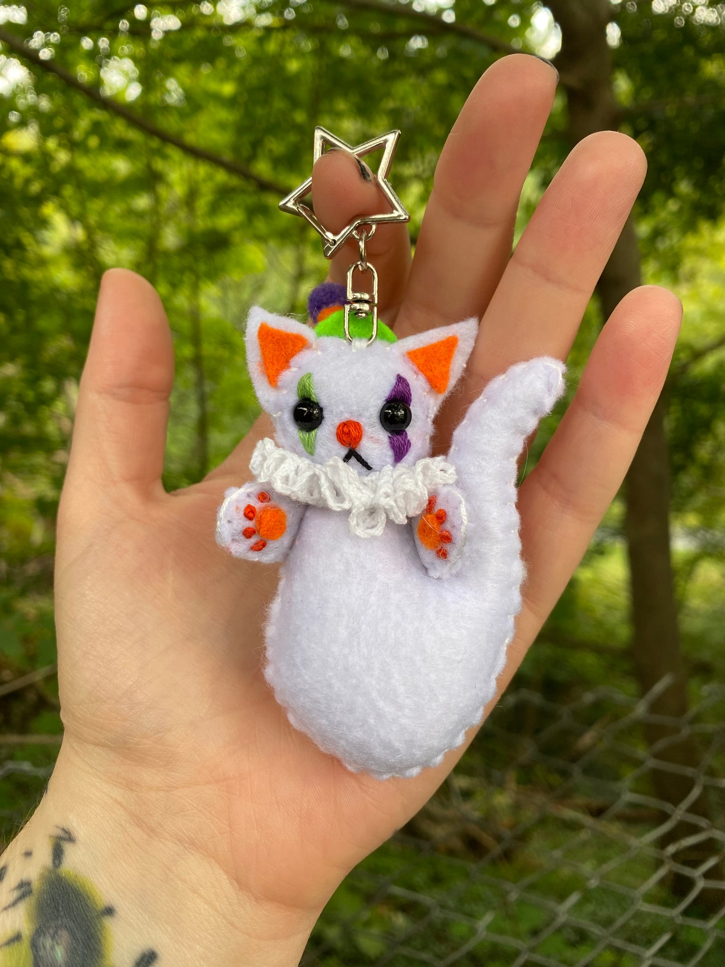 *MYSTERY* Ghost kitty clown