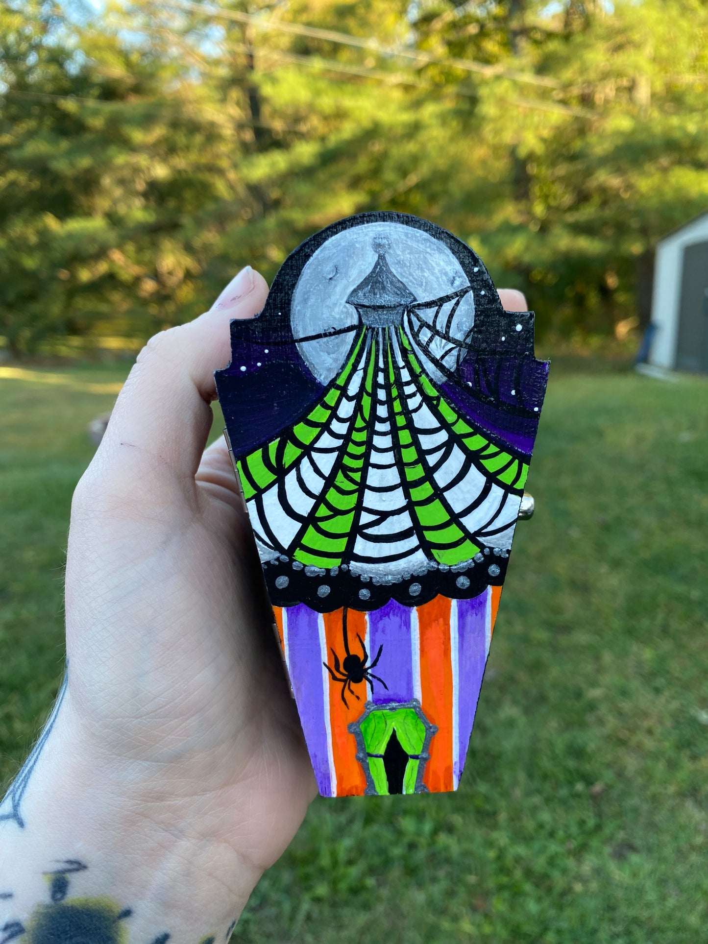 Mini bat W/ matching coffin