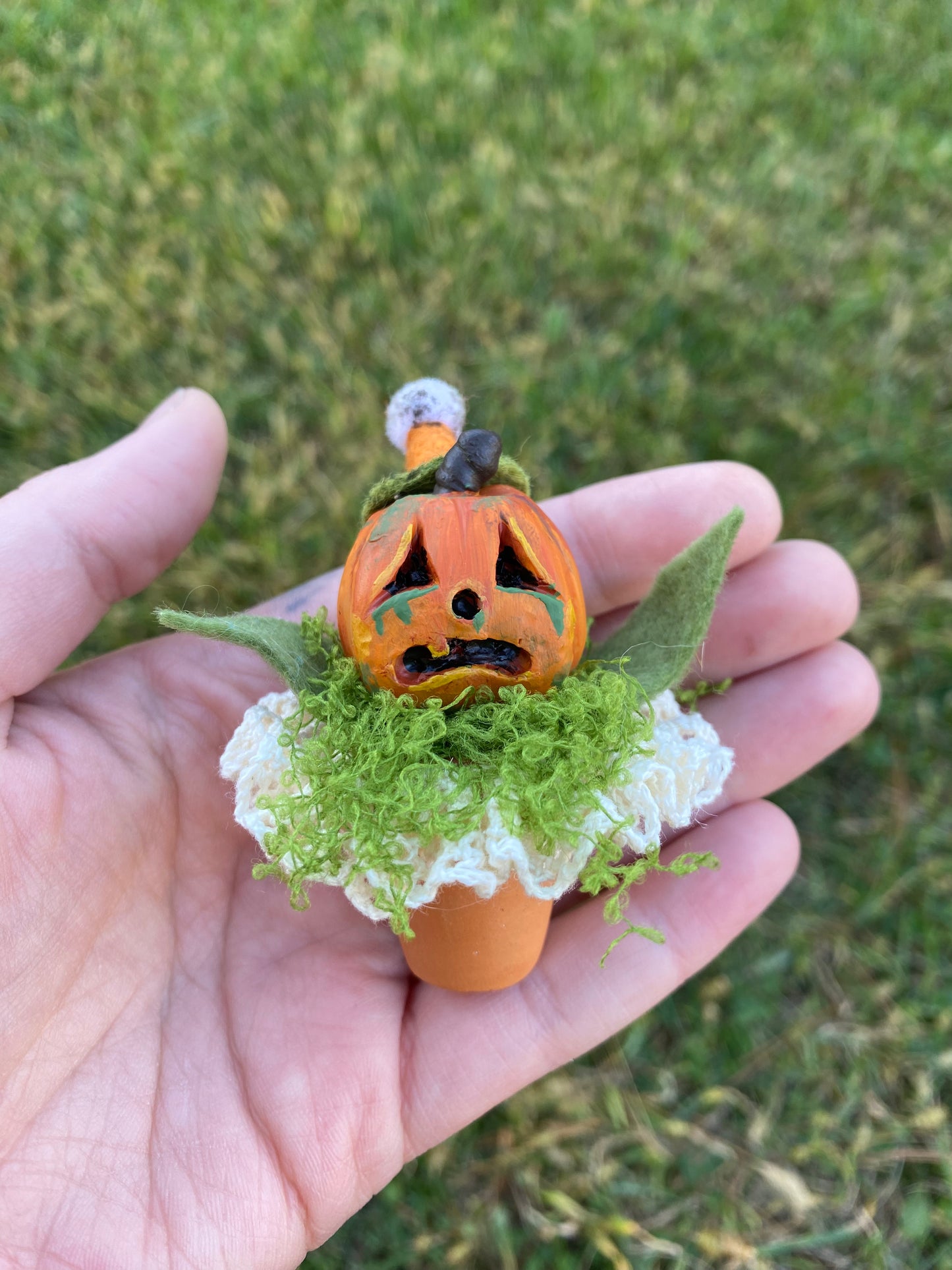 JACK-O-CLANTERN (sad)