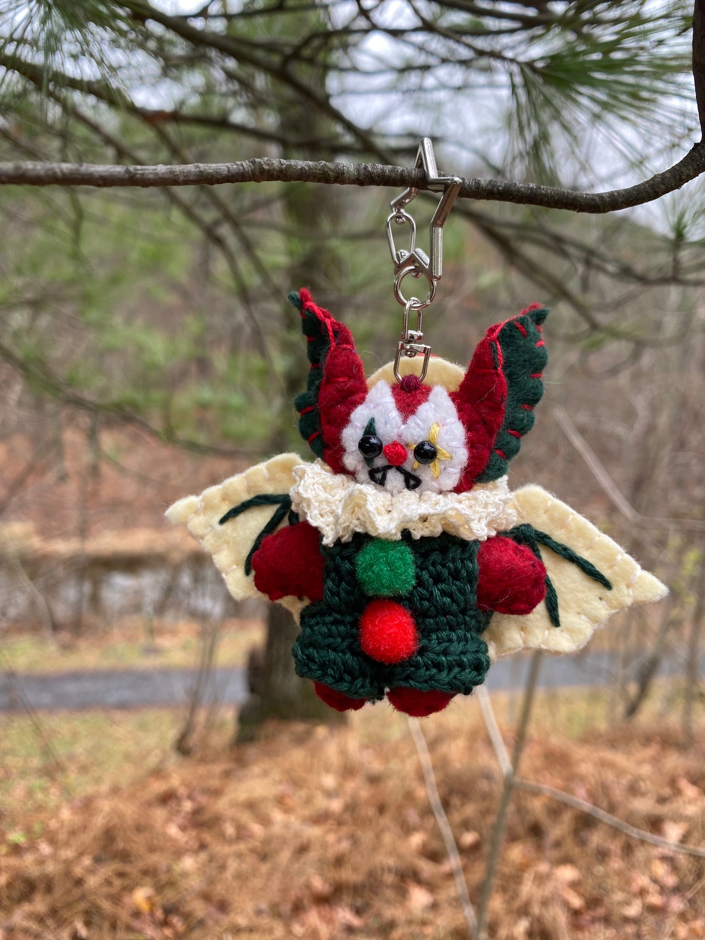 BAT POCKET CLOWN CLIP (red)