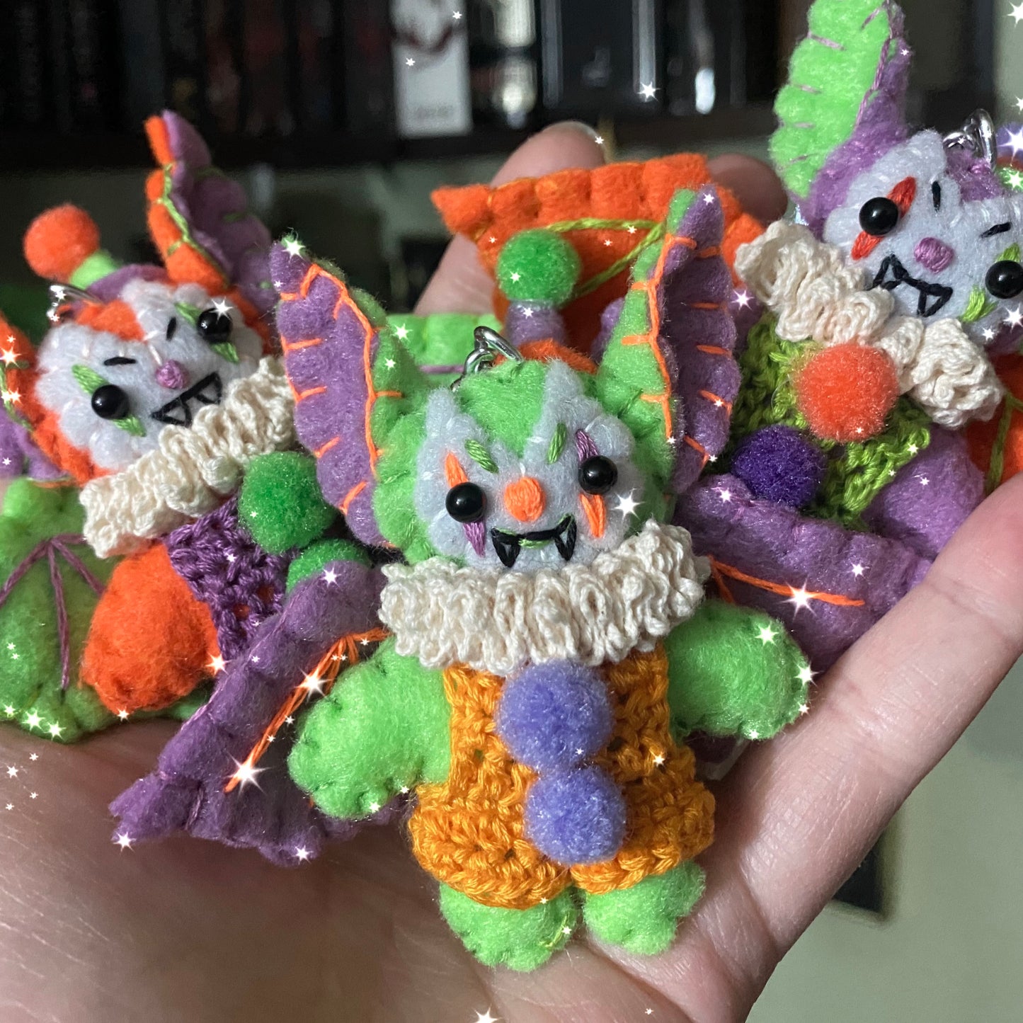 *MYSTERY* POCKET CLOWN CLIP