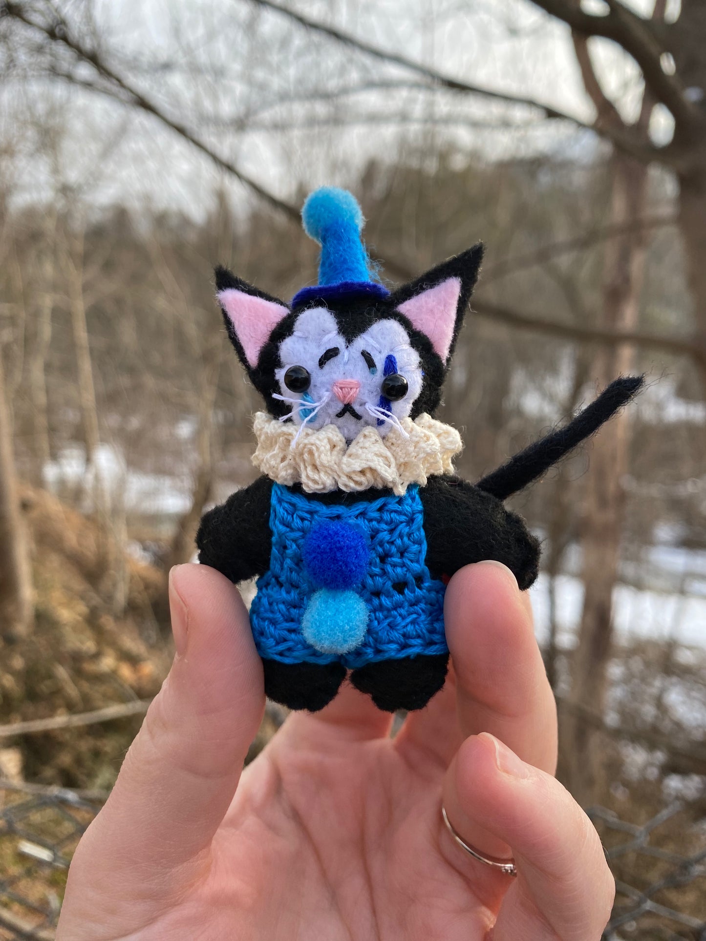 KITTY POCKET CLOWN (blue)
