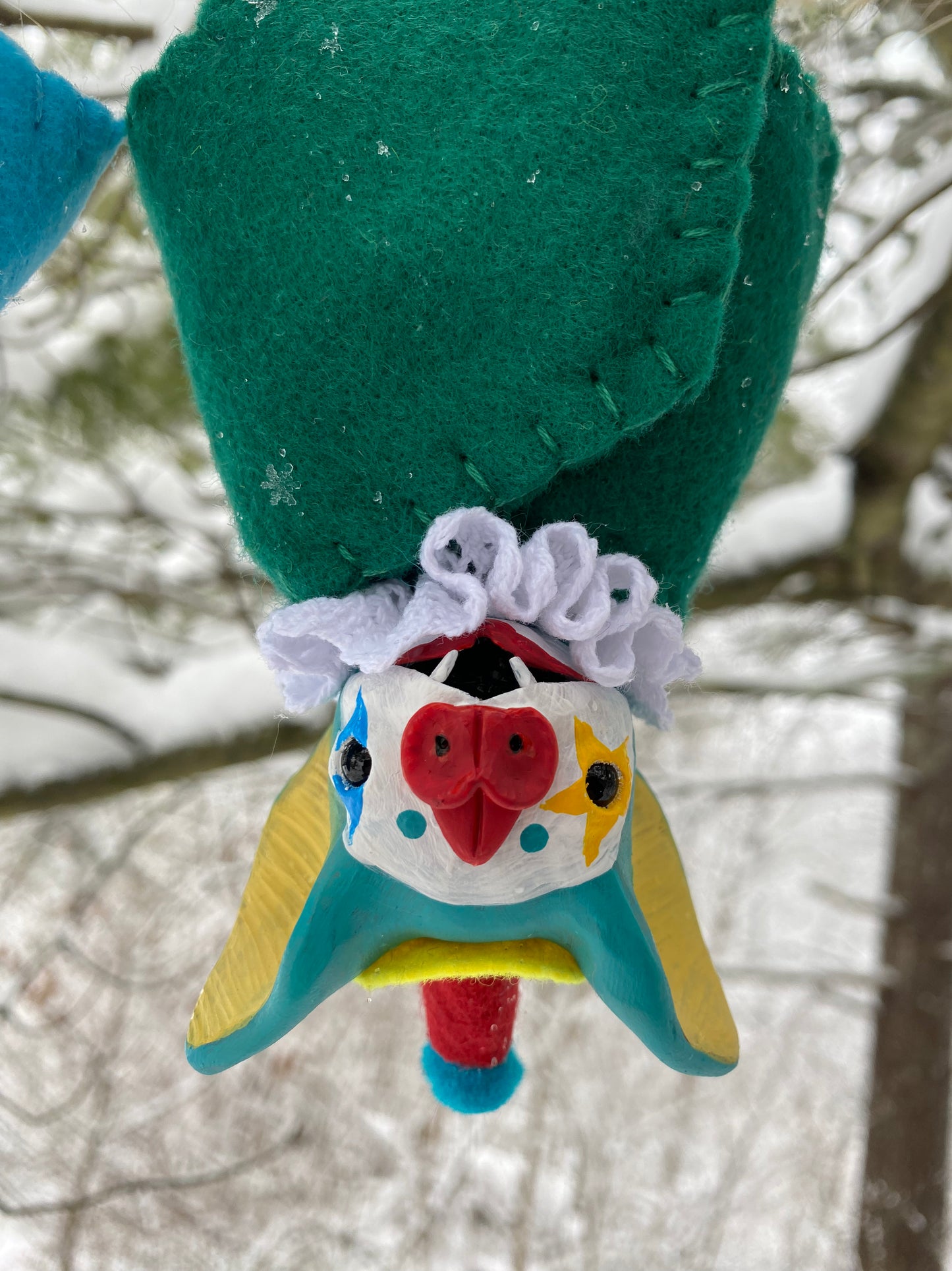 LARGE HANGING BAT (green)