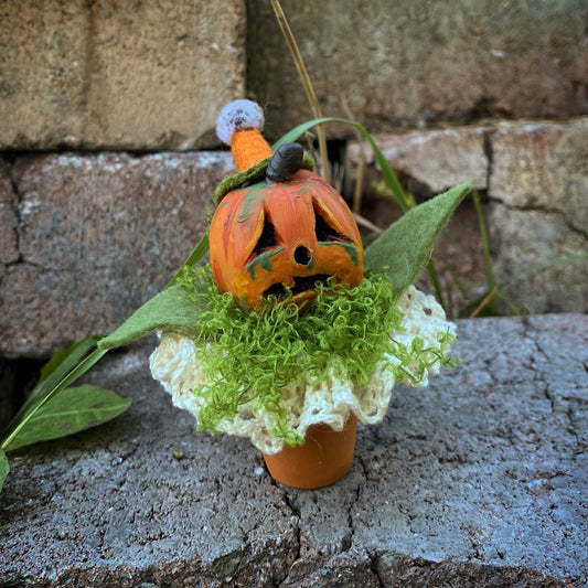 JACK-O-CLANTERN (sad)
