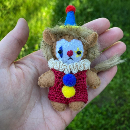 POCKET CLOWN (lion)