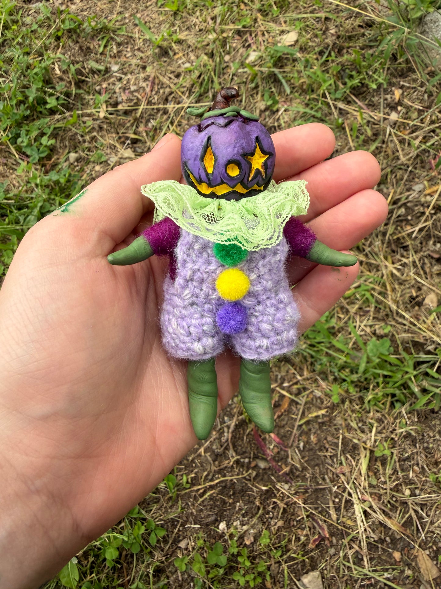 JACK-O-LANTERN ART DOLL (purple)