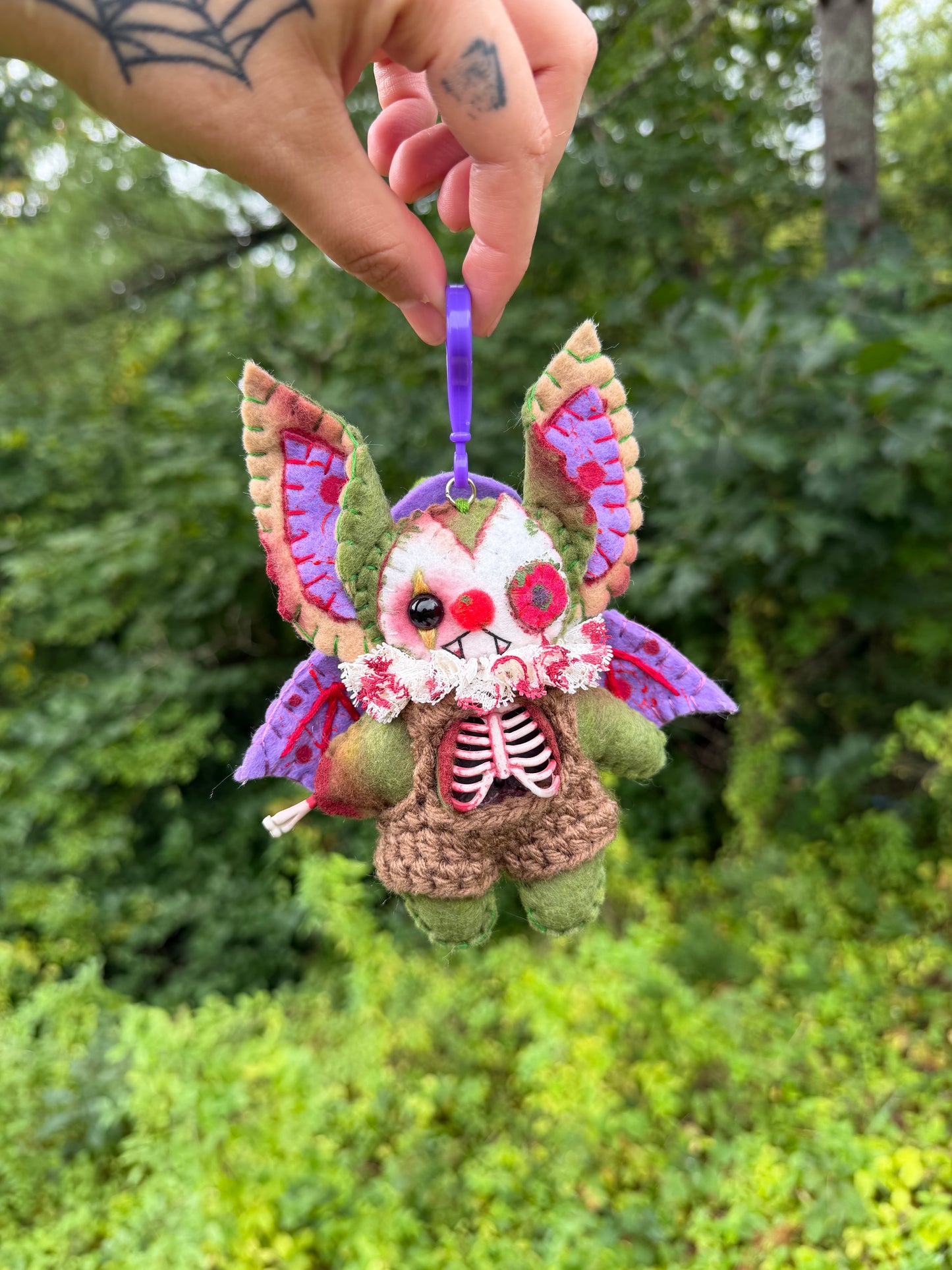 ZOMBIE CLOWN BAG CLIP (green)