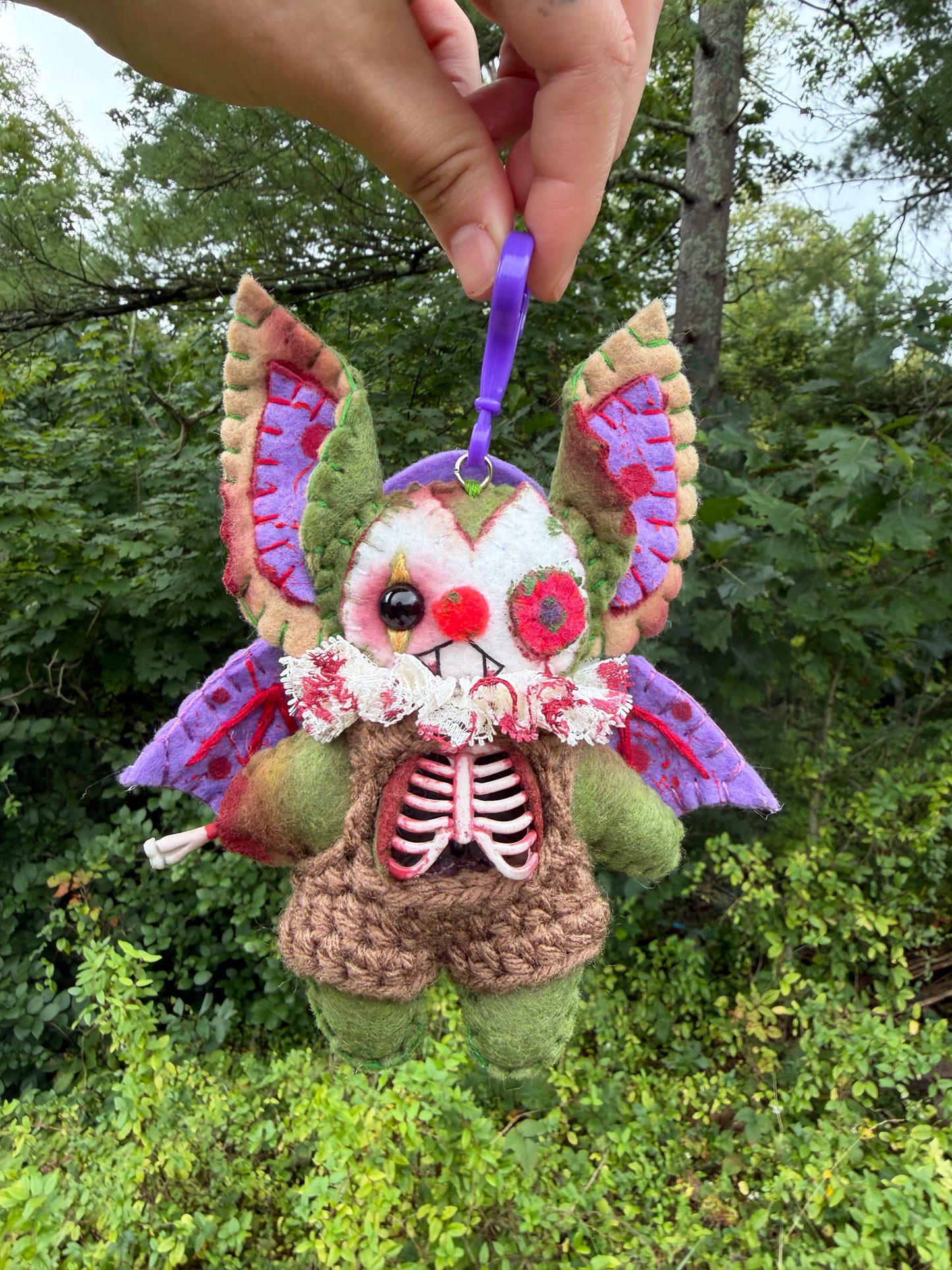 ZOMBIE CLOWN BAG CLIP (green)