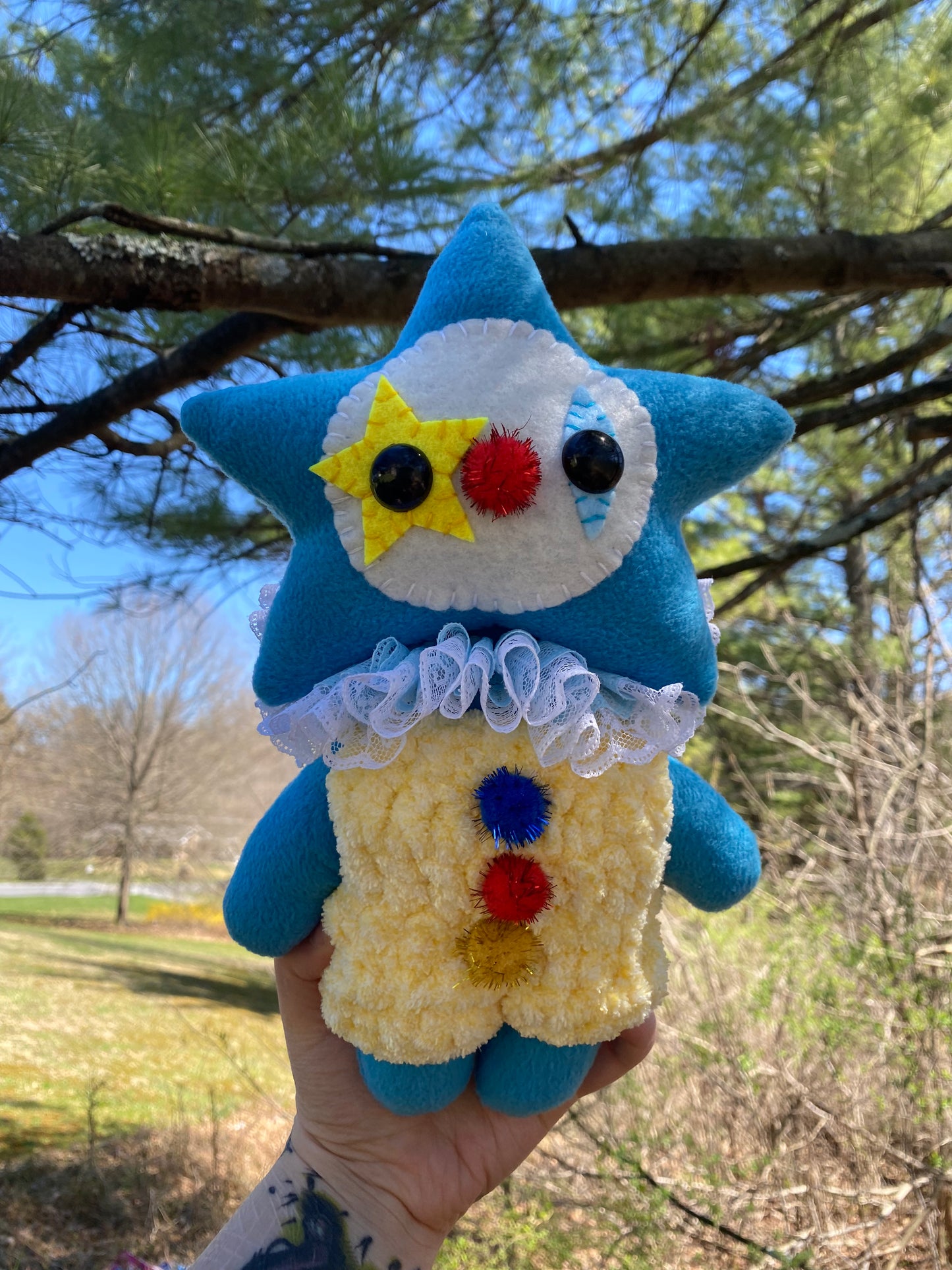 XL CLOWN STAR PLUSH  (blue)