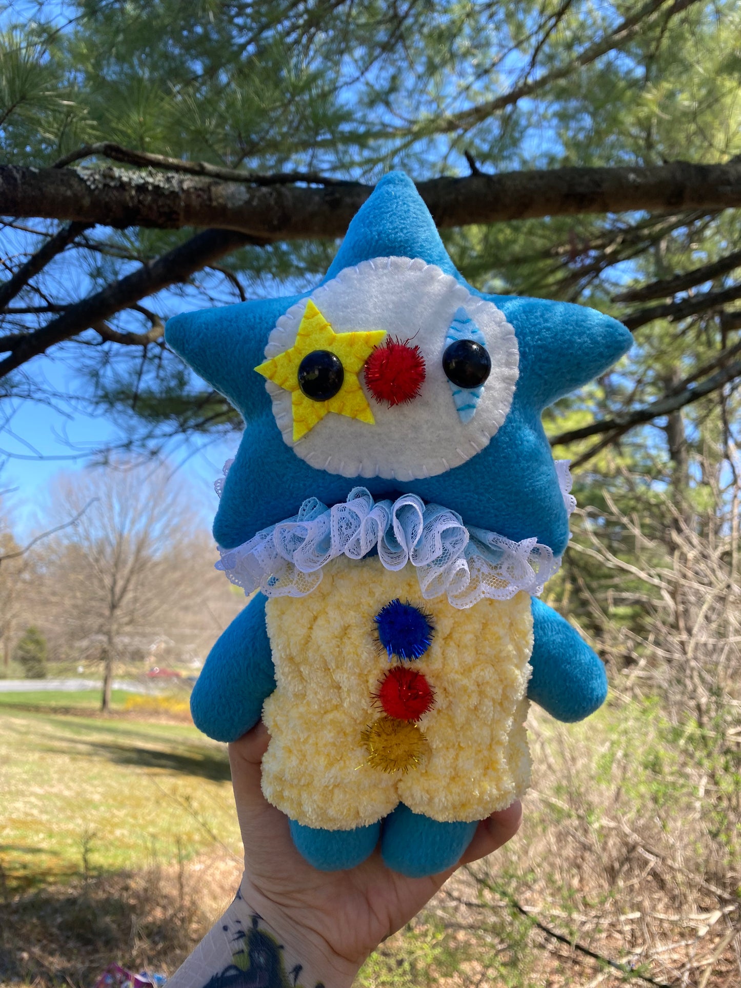 XL CLOWN STAR PLUSH  (blue)