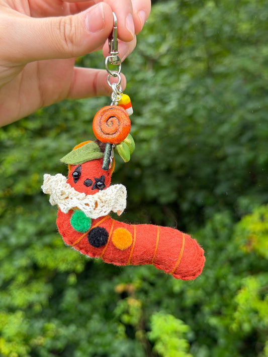 TRICK-OR-TREAT CLOWN WORM CLIP (jack-o-lantern)