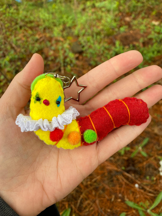 Clown gummy worm clip ( yellow/red)
