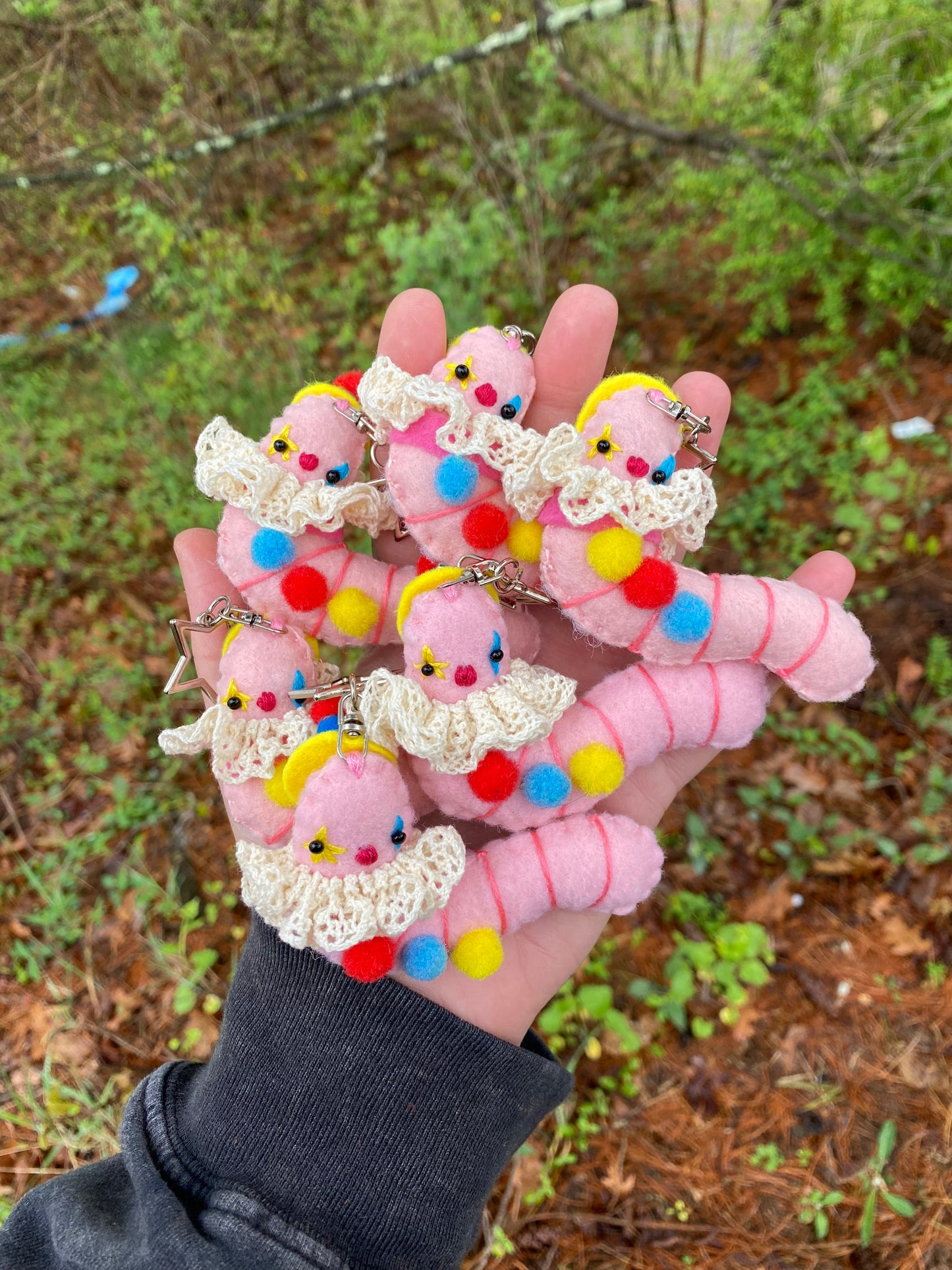 Clown Worm clip (pink/primary)