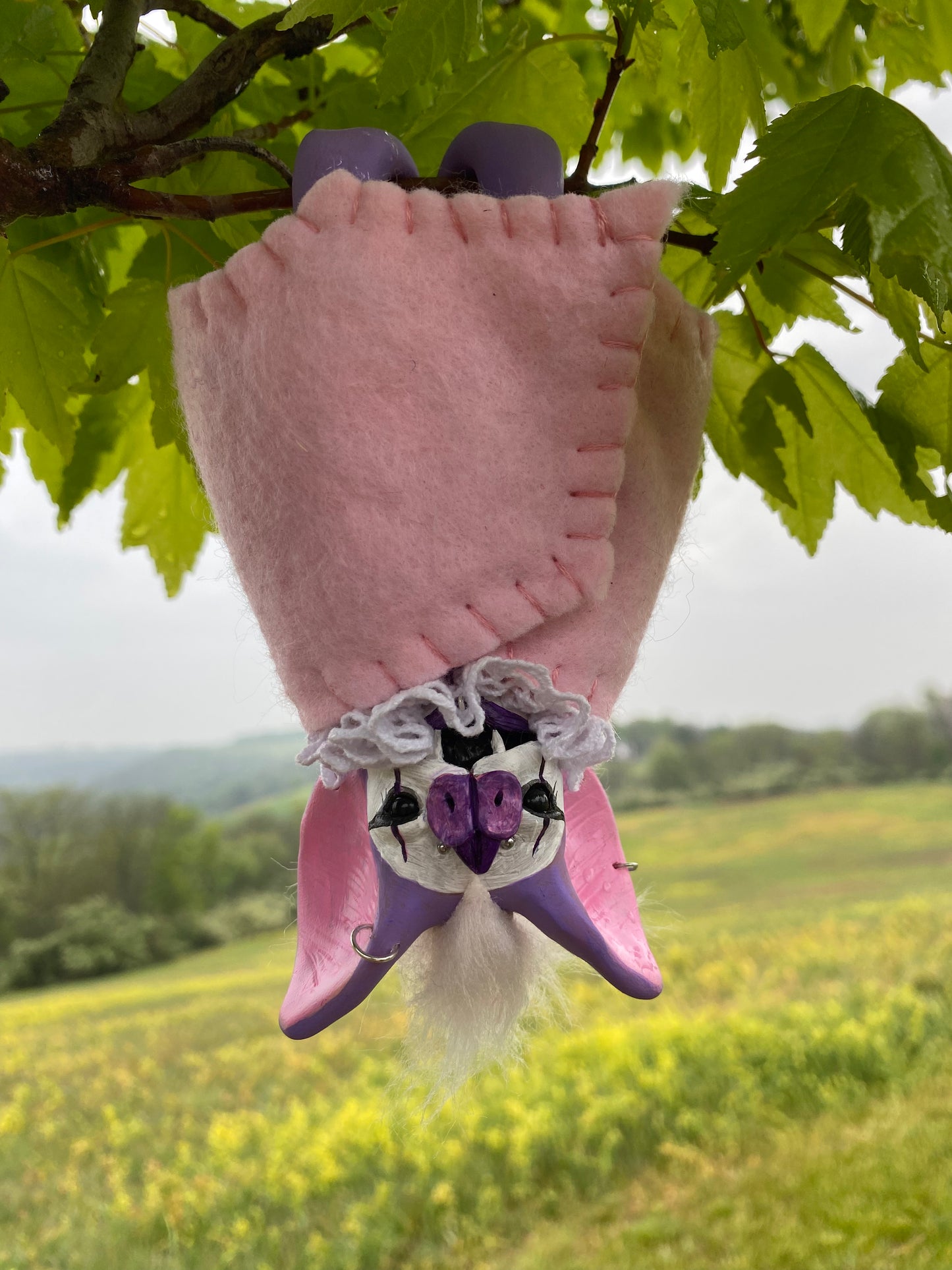 LARGE HANGING BAT (lavender/pink)