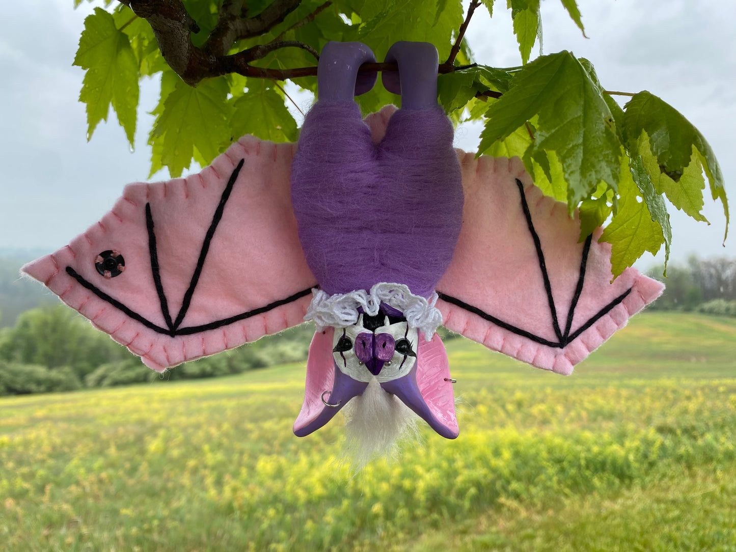 LARGE HANGING BAT (lavender/pink)
