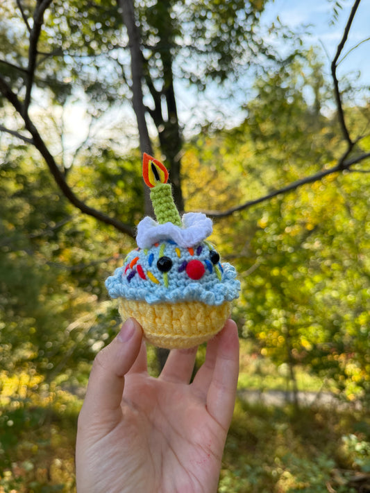 CLOWN CAKE (blue/yellow/candle)