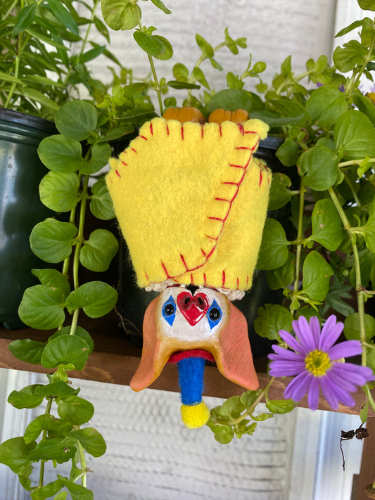 HANGING BAT (yellow)