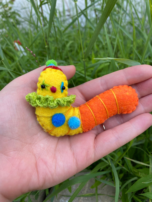 GUMMY WORM (orange and yellow)