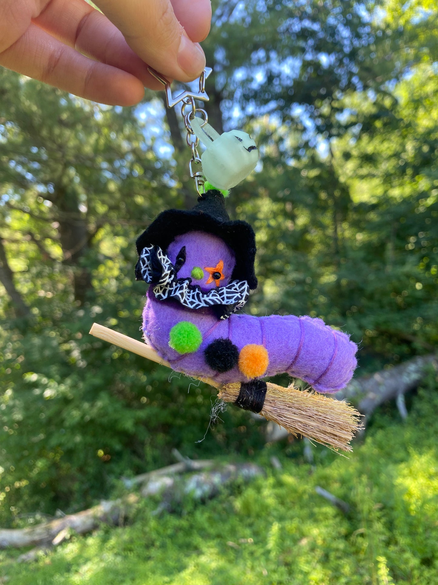 TRICK OR TREAT WORM (purple witch)