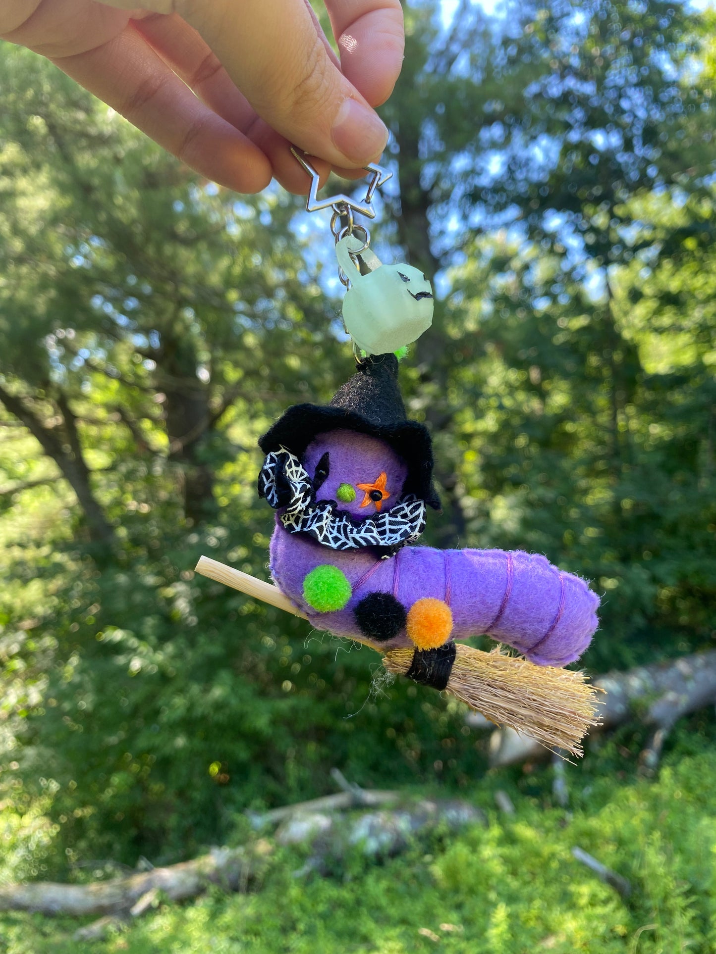 TRICK OR TREAT WORM (purple witch)