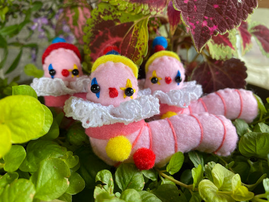 *MYSTERY* WORM POCKET CLOWN (primary)