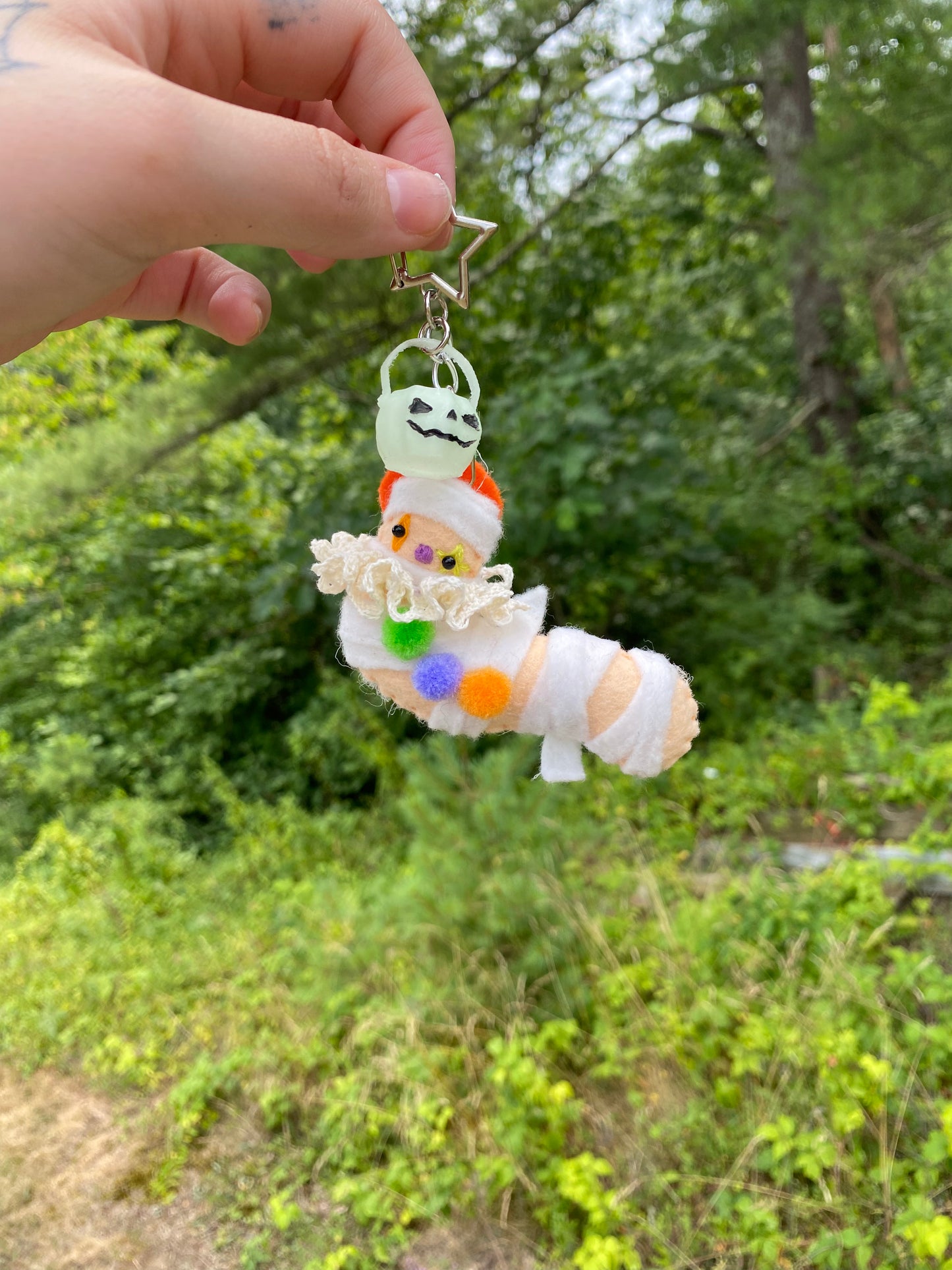 TRICK OR TREAT WORM (peach mummy)