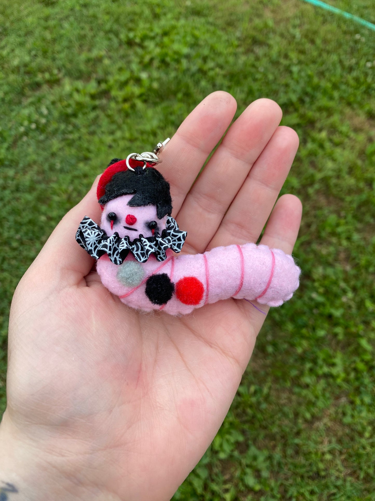 EMO CLOWN WORM (A)