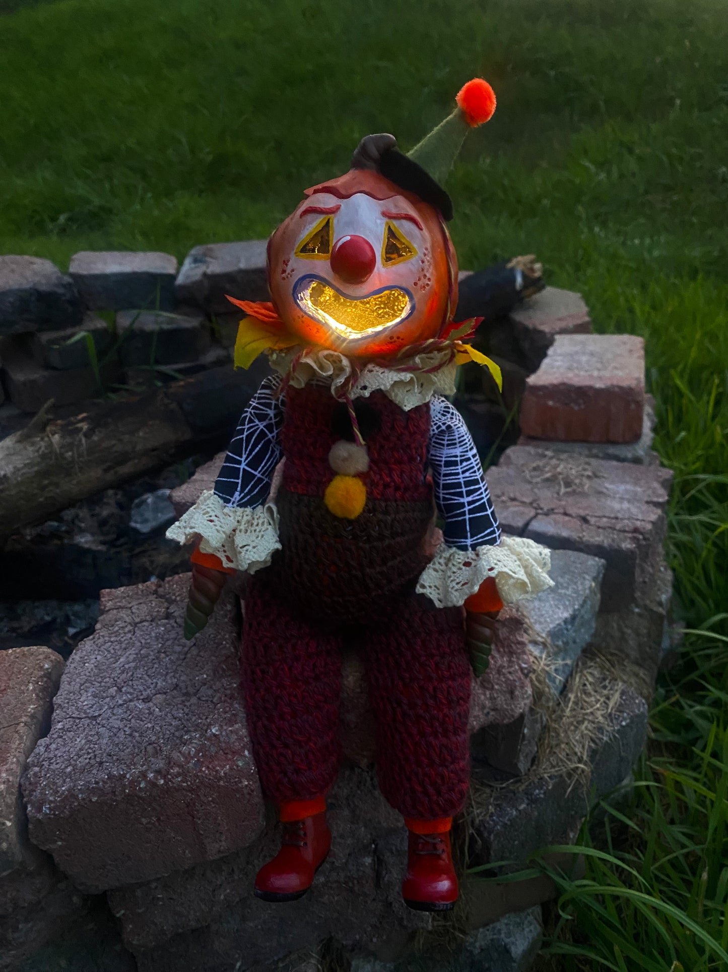 LIGHT UP JACK-O-LANTERN CLOWN -ART DOLL