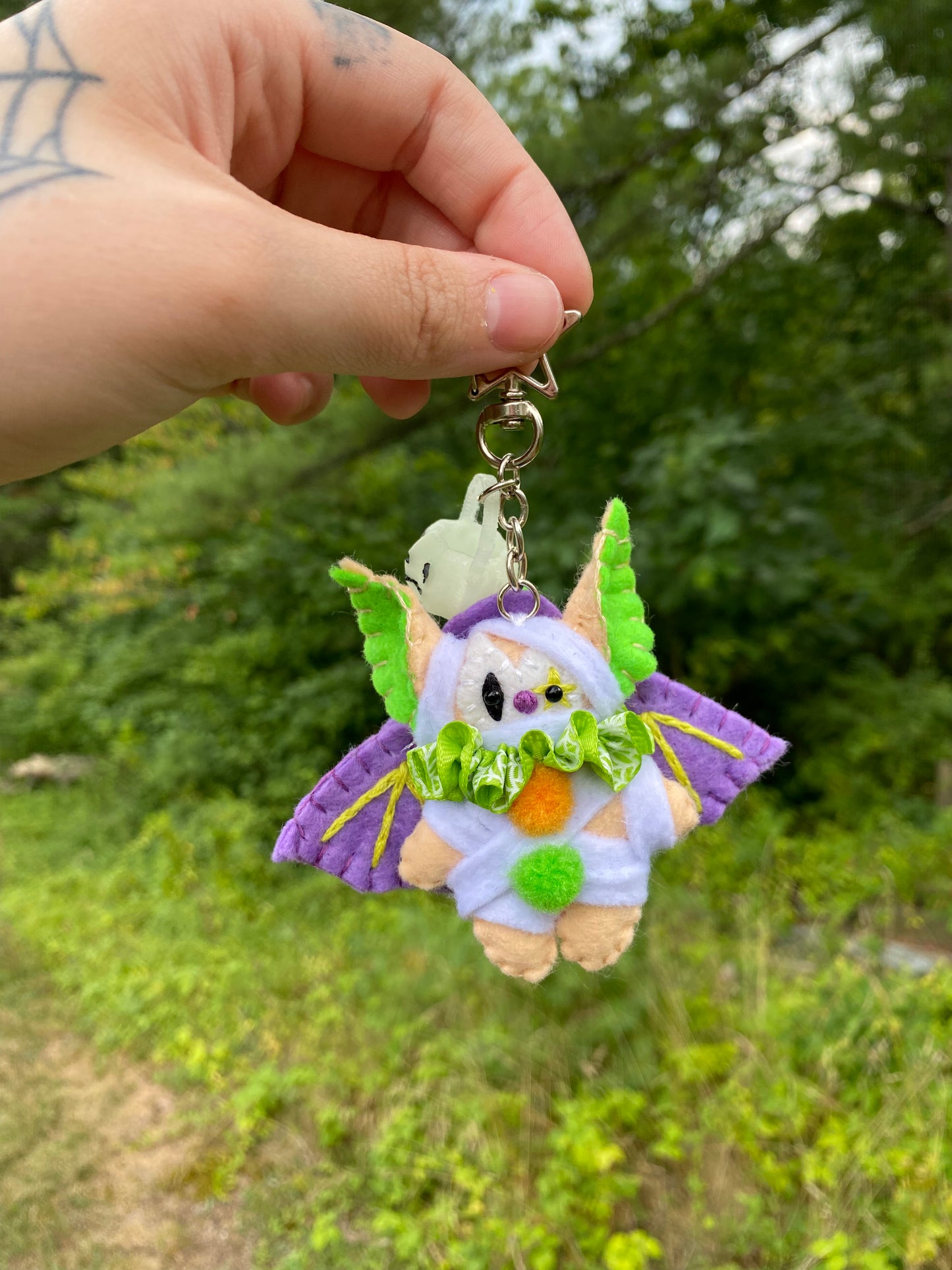TRICK-OR-TREAT POCKET CLOWN CLIP (peach mummy)