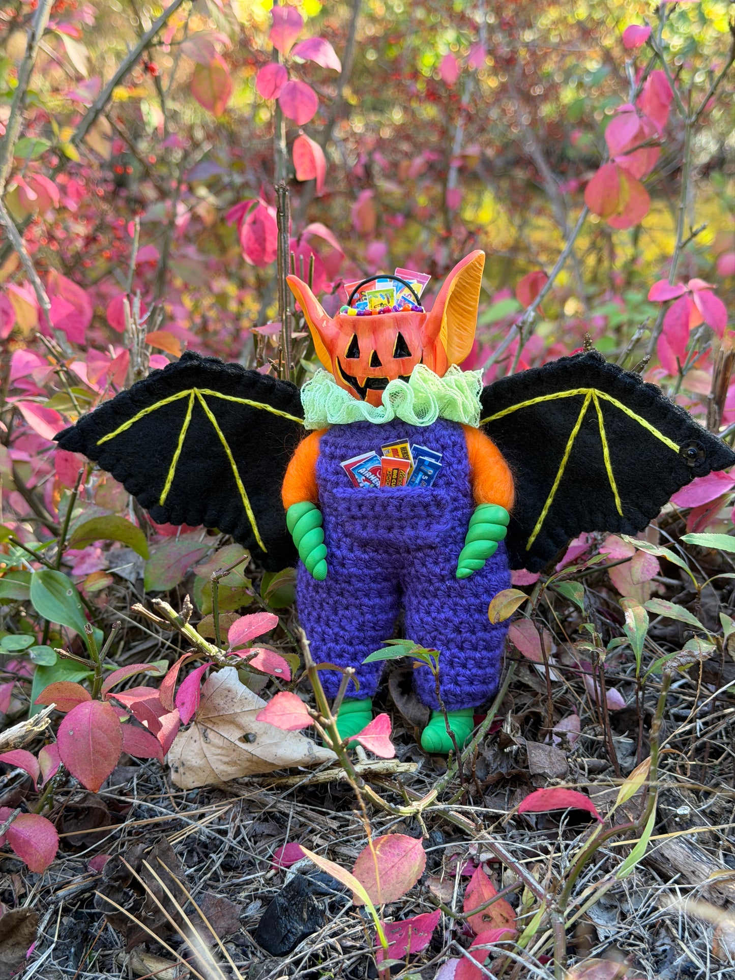 JACK-O-LANTERN CANDY BUCKET BAT ART DOLL