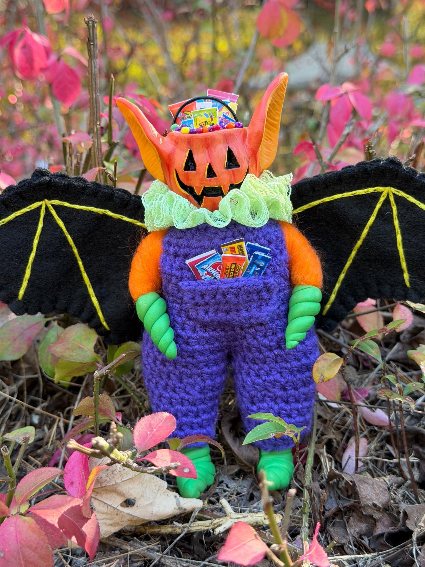 JACK-O-LANTERN CANDY BUCKET BAT ART DOLL