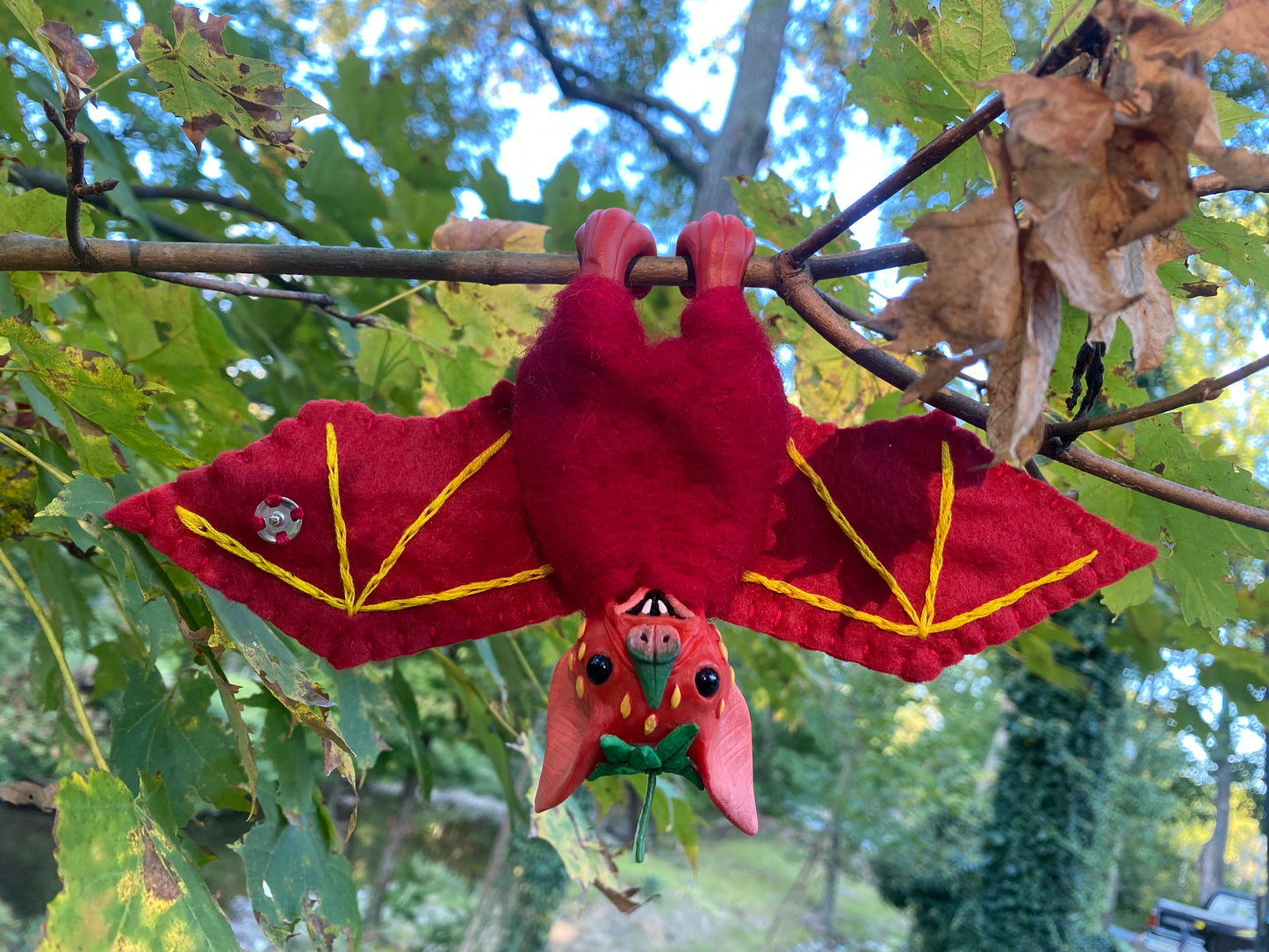 LARGE HANGING STRAWBERRY BAT