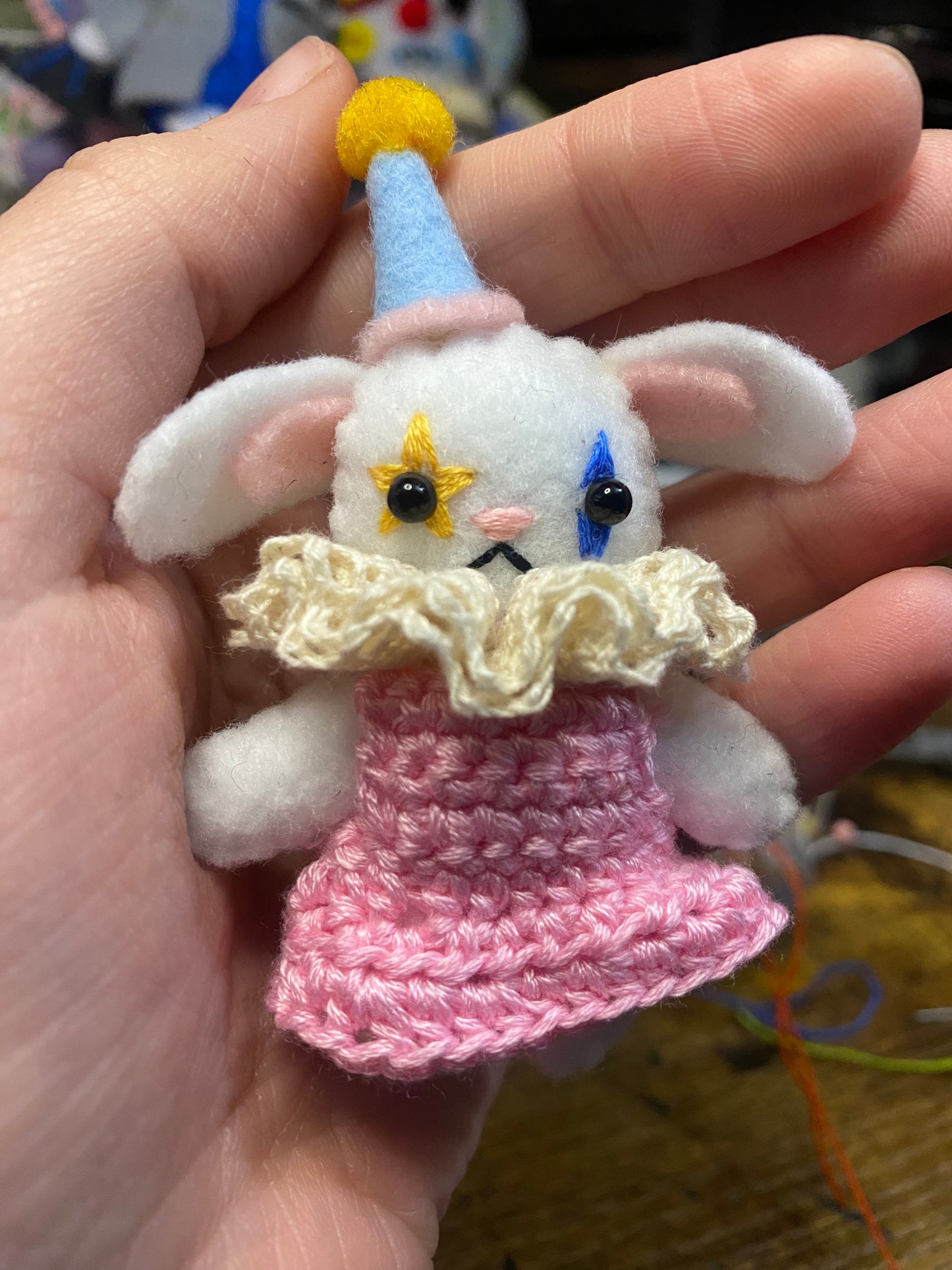 MINI BUNNY CLOWN