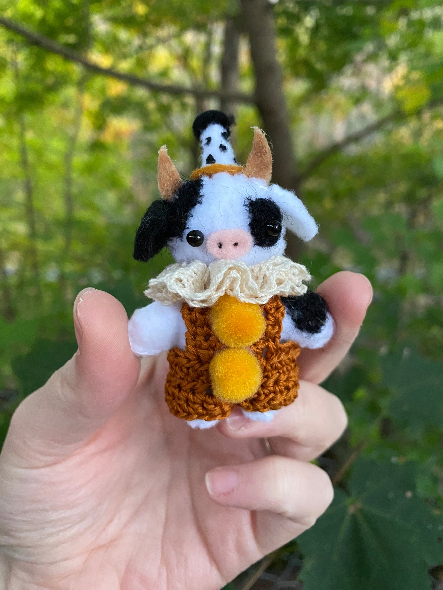 POCKET CLOWN-COW