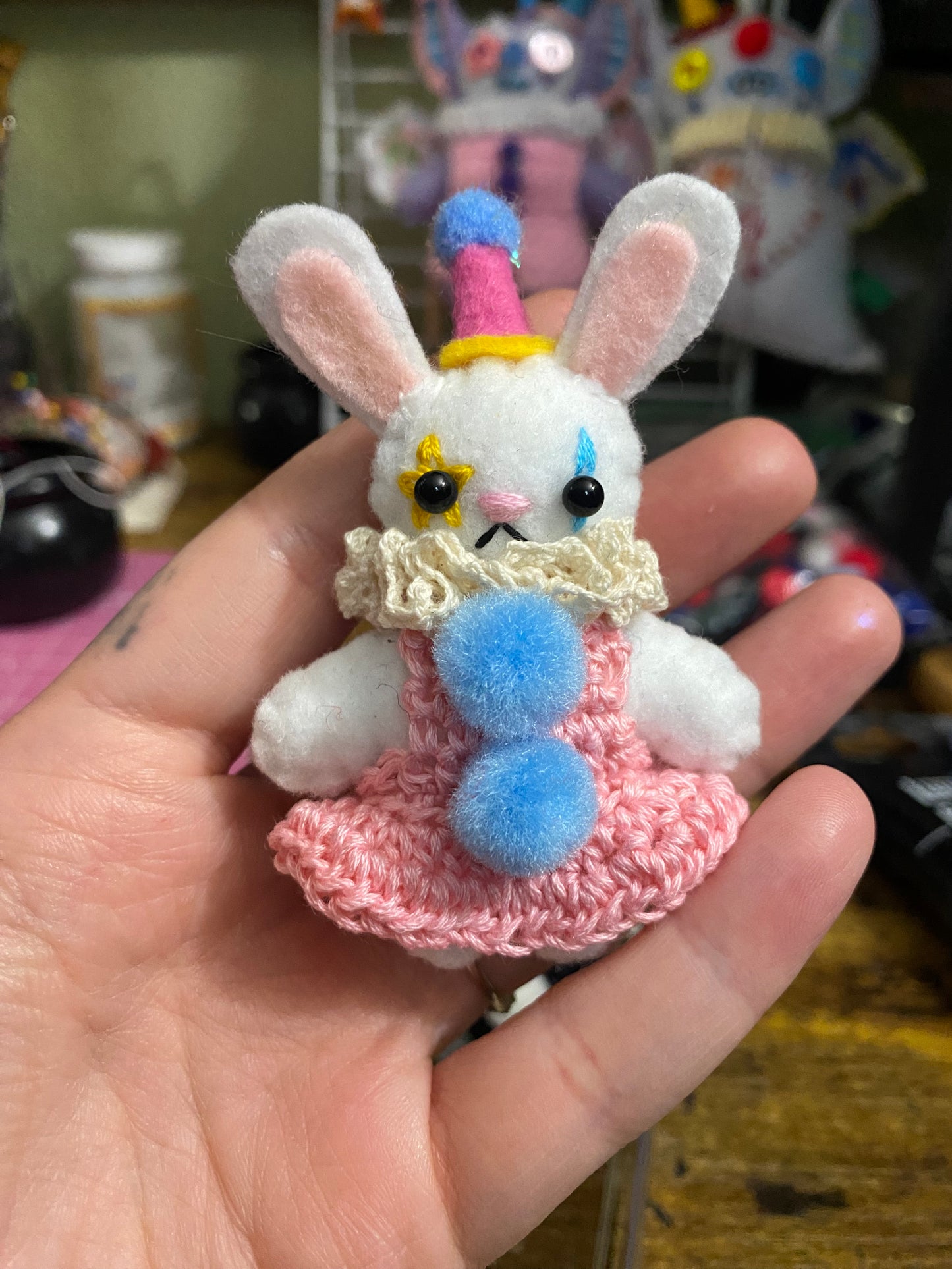 POCKET CLOWN-BUNNY