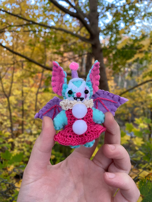 POCKET CLOWN-BAT (teal)