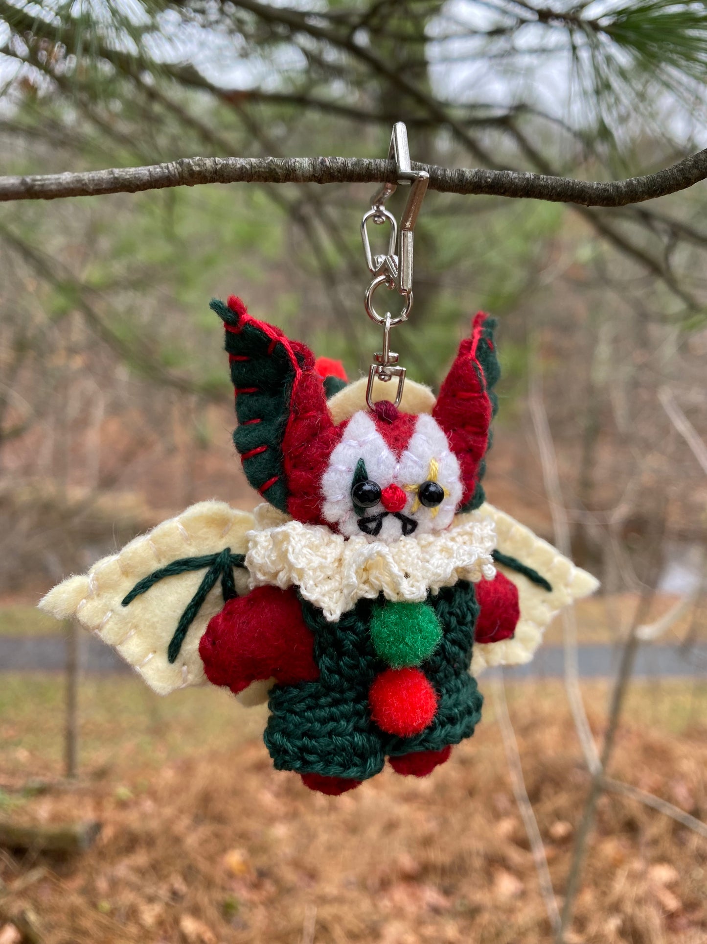 BAT POCKET CLOWN CLIP (red)