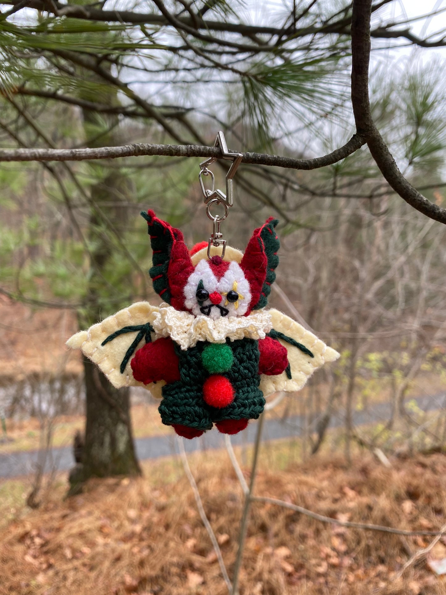 BAT POCKET CLOWN CLIP (red)